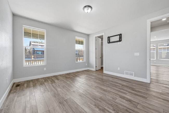 Building Photo - $3,140.95, $300 off the first month's rent, 3 Beds - 2 Bath, Single Family Home in Dacono with 3-...