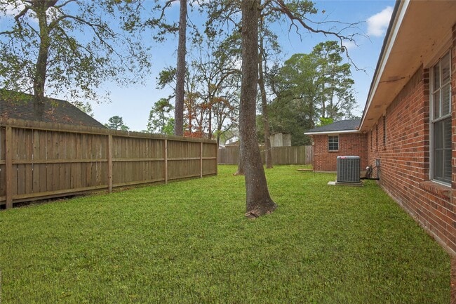 Building Photo - 601 Chateau Woods Pkwy Dr