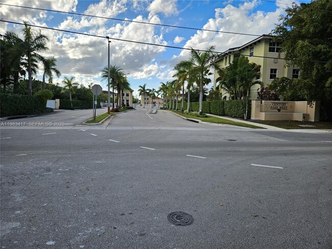 Building Photo - 290 NW 109th Ave