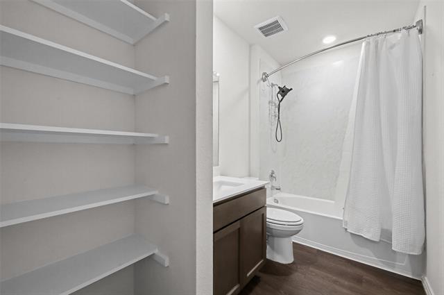 Building Photo - 1208 Fieldstone Ct