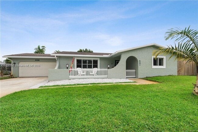 Primary Photo - 4081 Lake Dr