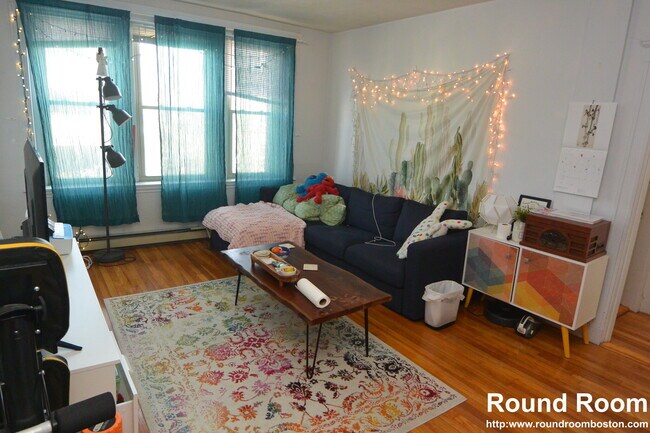 Building Photo - 24 Ransom Rd