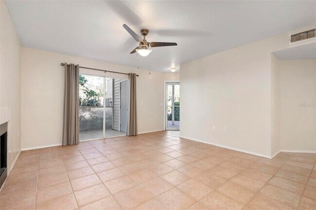 Building Photo - 850 S Tamiami Trl