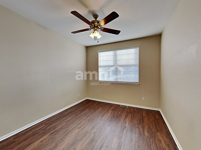 Building Photo - 23559 E Arkansas Pl