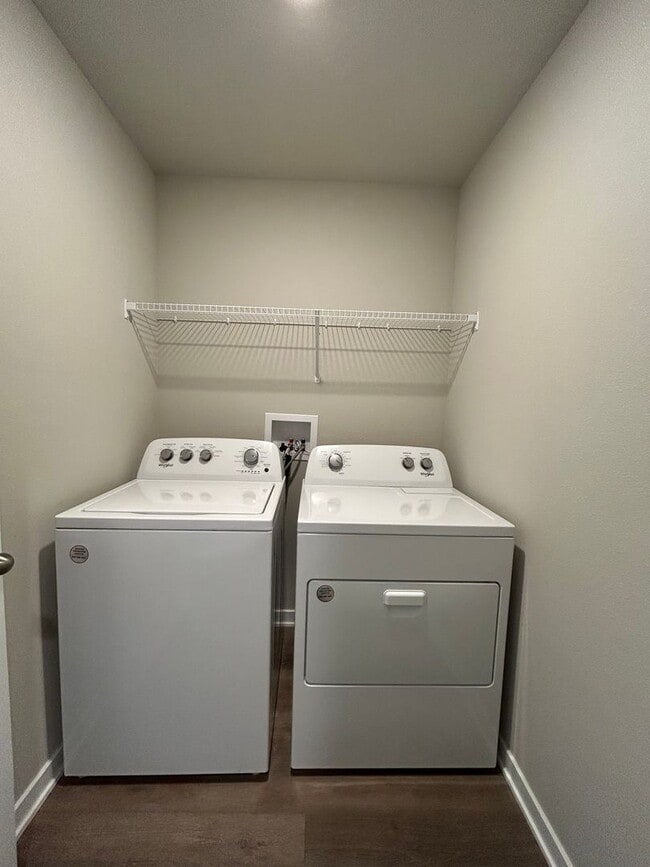 Building Photo - Your Dream Home Awaits in Gretna, NE!