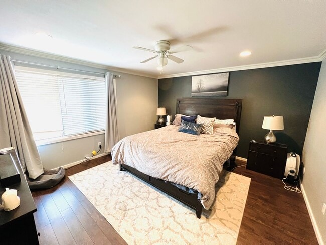 Building Photo - Simi Valley - 4 Bedroom 2.5 Bathroom - 10 ...