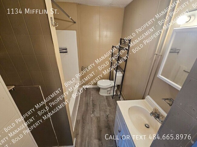 Building Photo - 1134 Mifflin St