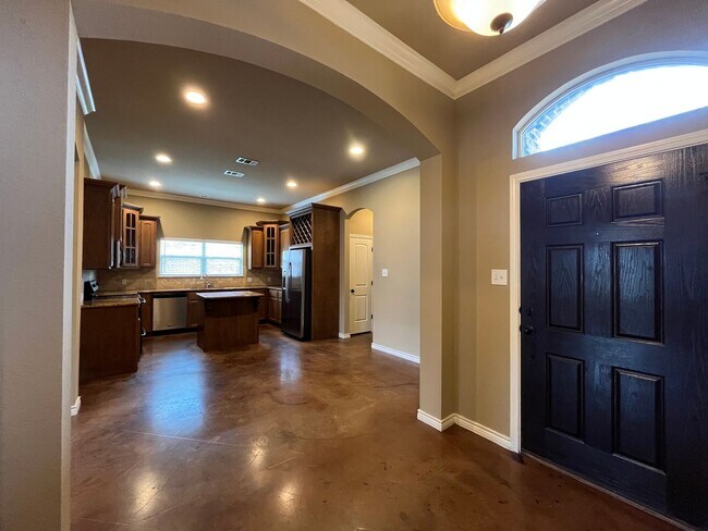 Building Photo - 3 Bedroom Single Family Home:  Refrigerato...