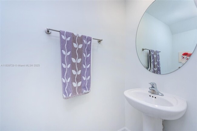 Building Photo - 26480 SW 148th Ct