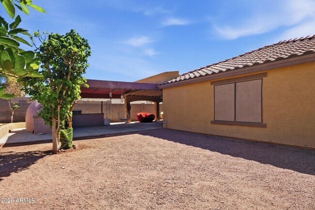 Building Photo - 11450 E Quicksilver Ave