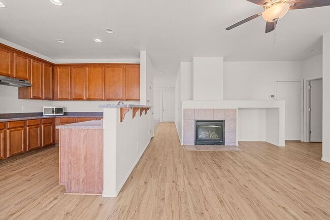 Building Photo - Home Sweet Home! Located in a highly sough...