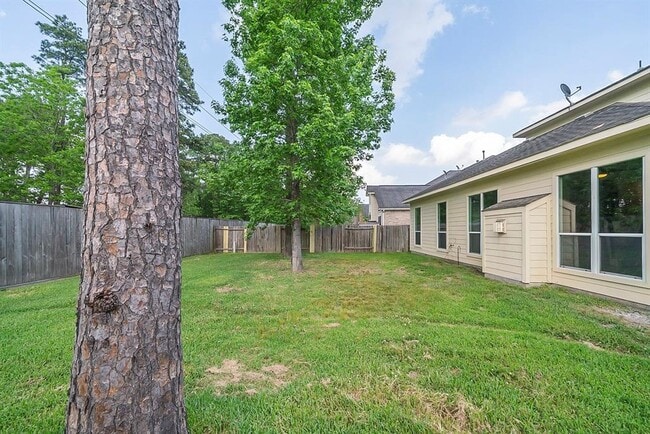 Building Photo - 1023 Casting Springs Way