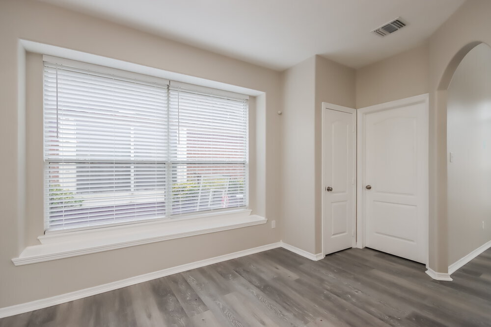 Building Photo - 2826 Fern Hill Dr