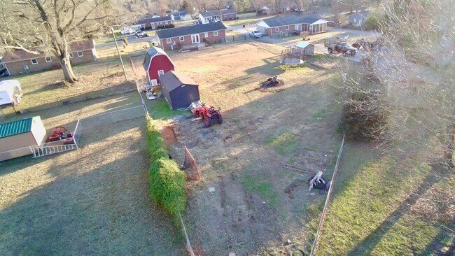 Building Photo - 3935 Elkton Trail