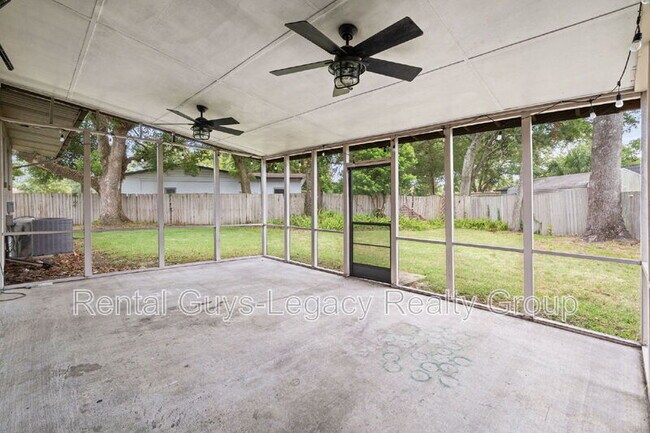 Building Photo - 3872 Marianna Rd