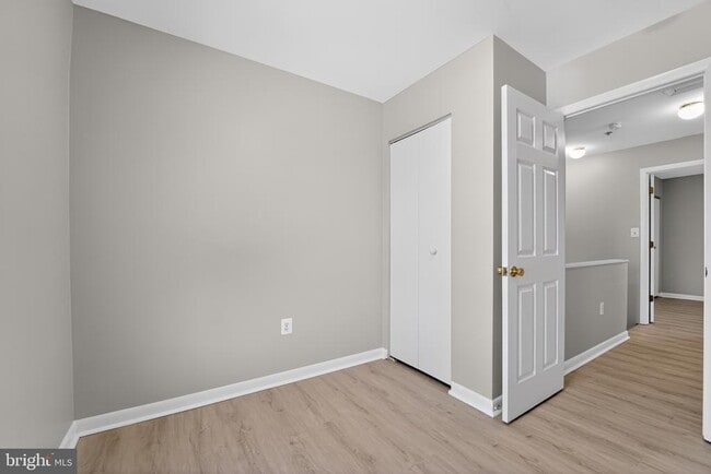 Building Photo - 4630 Warren Tree Way
