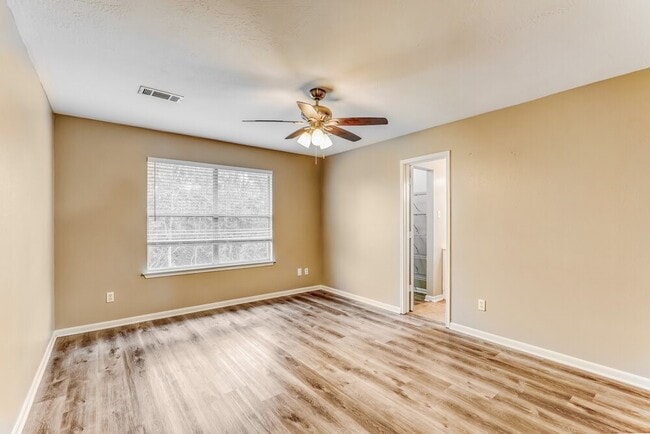 Building Photo - 19402 Garden Pool Ln