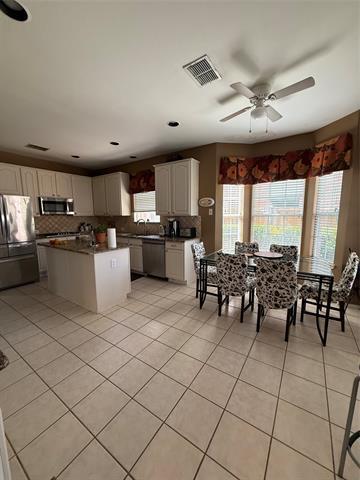 Building Photo - 9701 Royal Lytham Dr