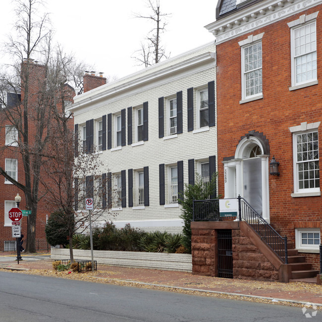 Building Photo - Apartment 201, Potomac House
