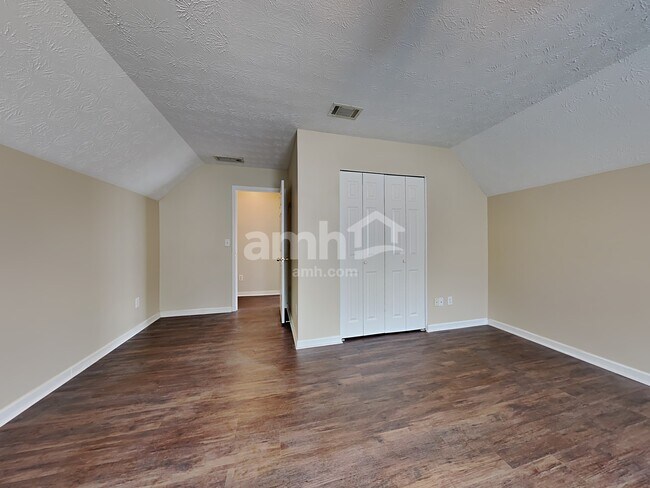 Building Photo - 448 Ash Trace Ln