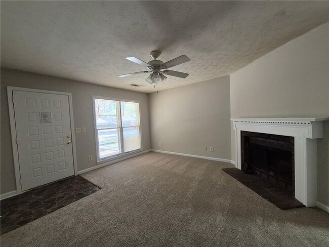 Building Photo - 408 Waterbury Dr