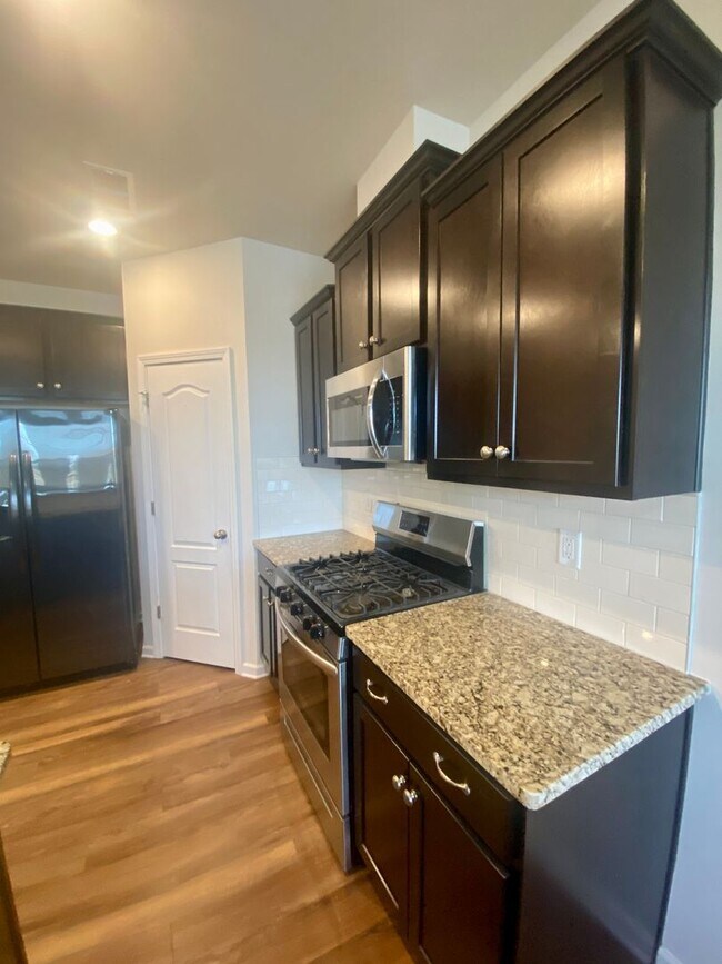 Building Photo - 2616 Winter Thistle Wy