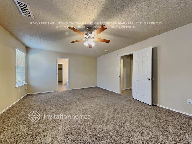 Building Photo - 2517 Buffalo Run