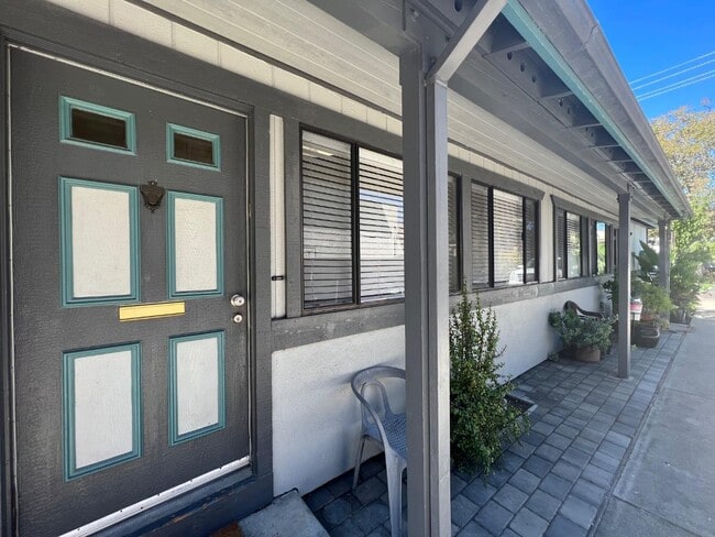 Building Photo - 139 Jackson Ave