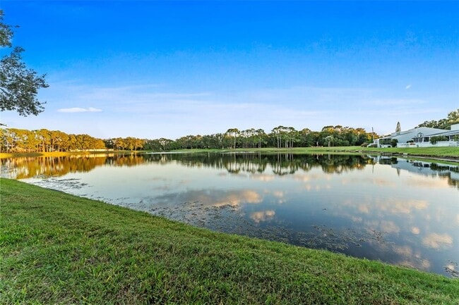 Building Photo - 3058 Overlook Pl