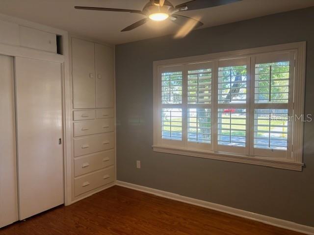 Building Photo - 559 Chicago Ave