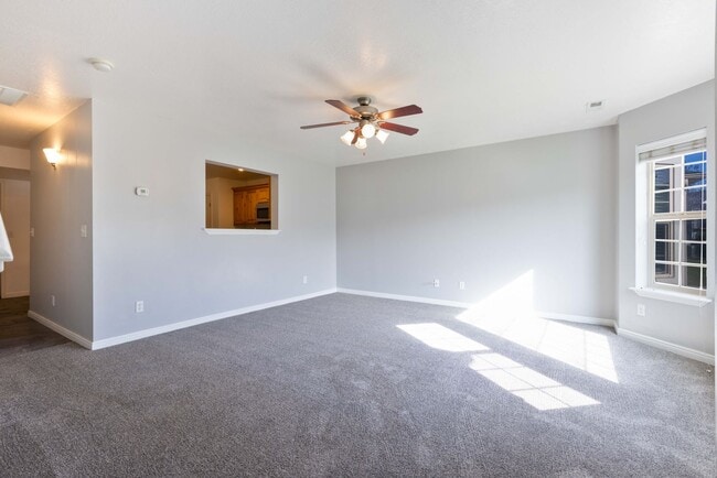 Building Photo - 602 Trejo St