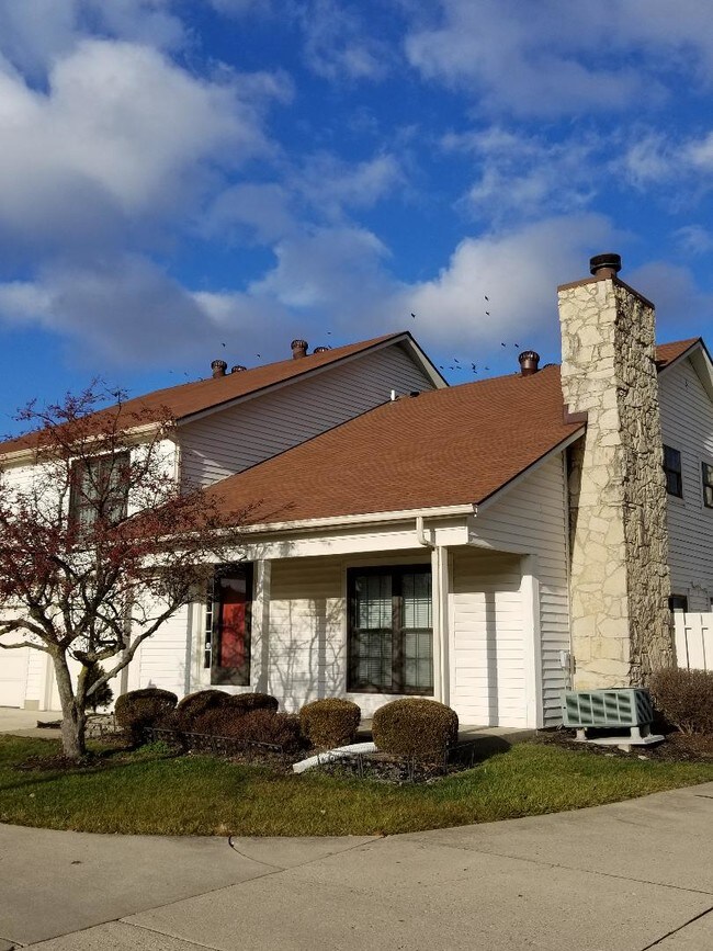 Primary Photo - 1481 Sanzon Dr