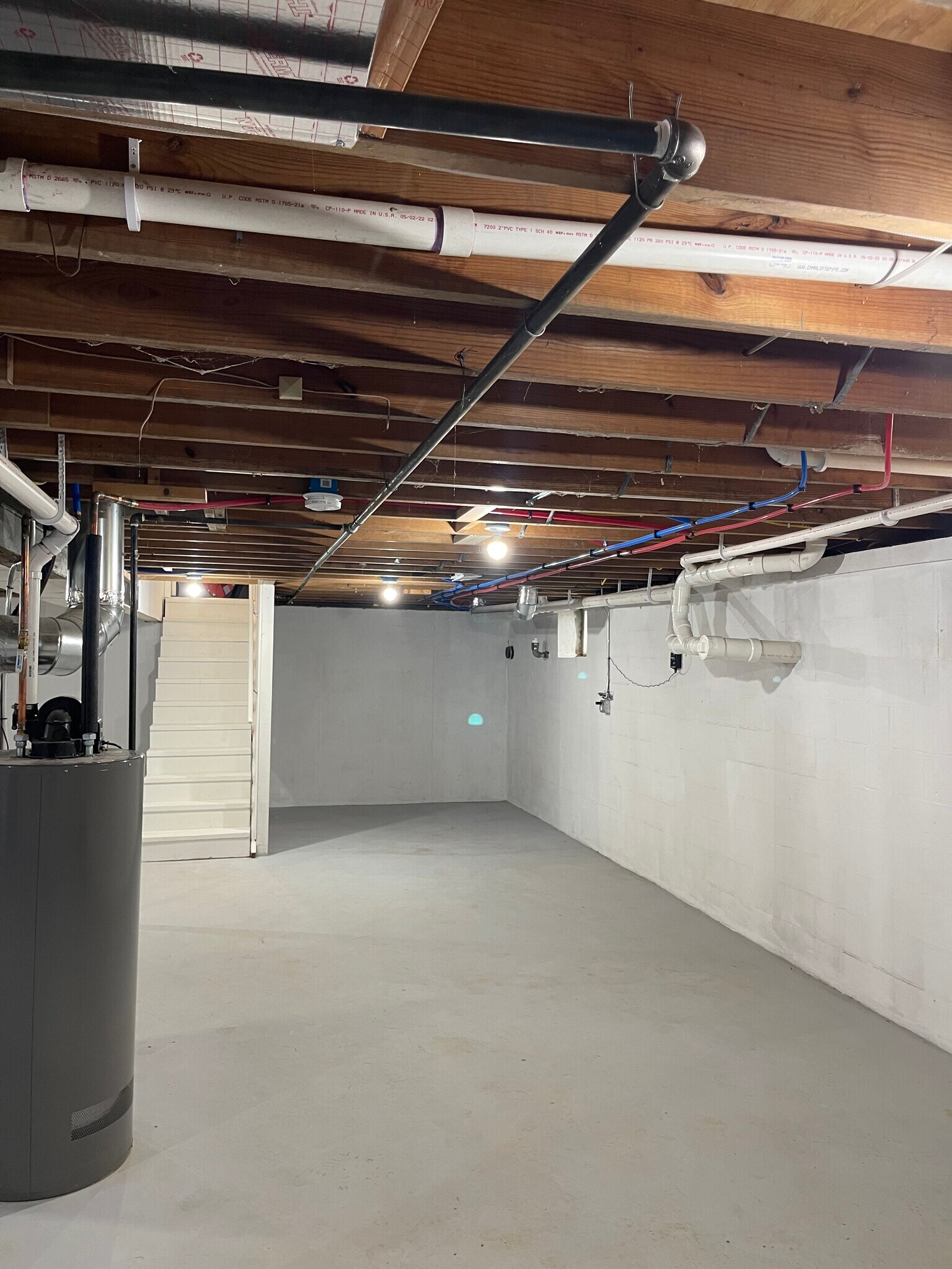 Basement - 192 N 500 W