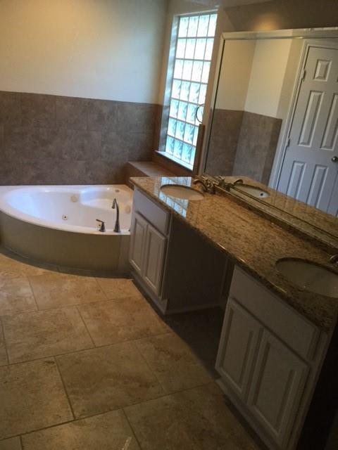 Building Photo - 5322 Pebble Way Ln