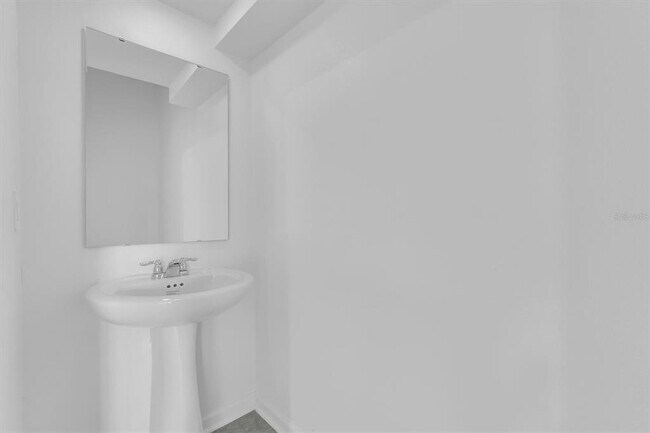 Building Photo - 3157 Laurent Lp