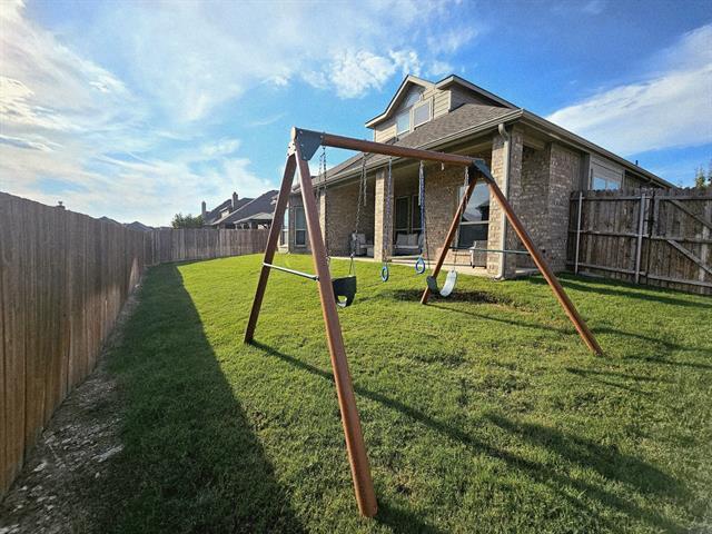 Building Photo - 426 Brook Meadow Dr