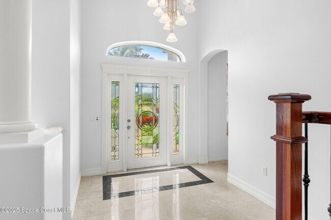 Building Photo - 5795 S Hwy A1A