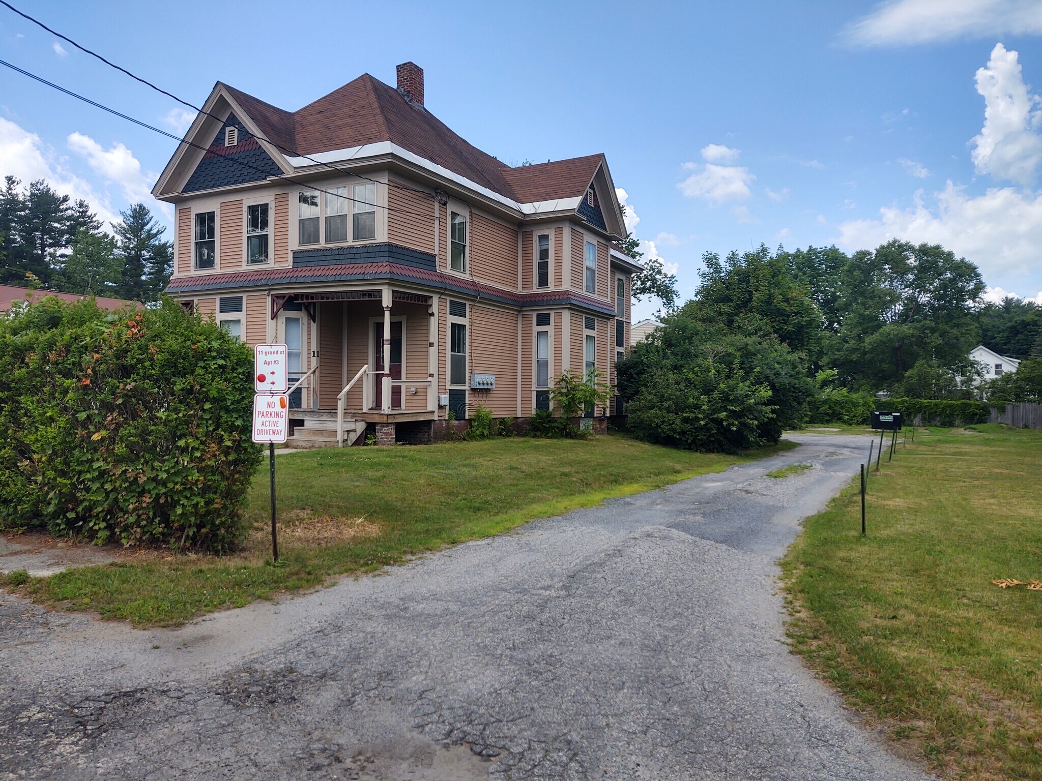 Building Photo - 11 Grand St