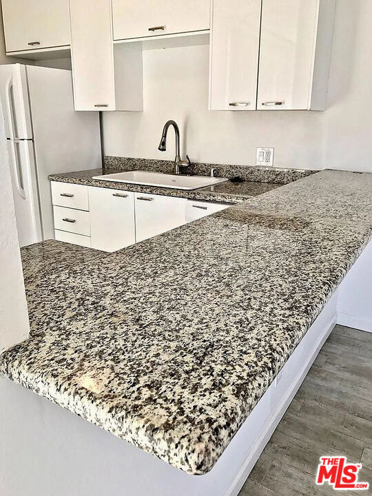 Building Photo - 922 N Hudson Ave