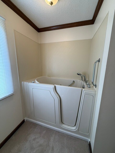 Building Photo - 590 Wedgwood Dr