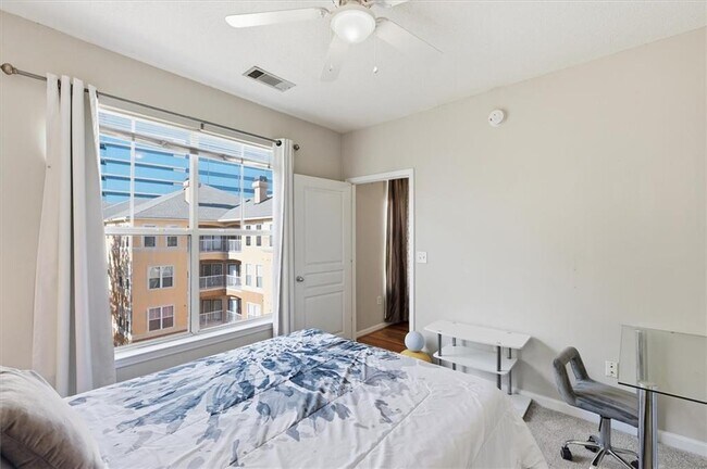 Building Photo - 10 Perimeter Summit Blvd