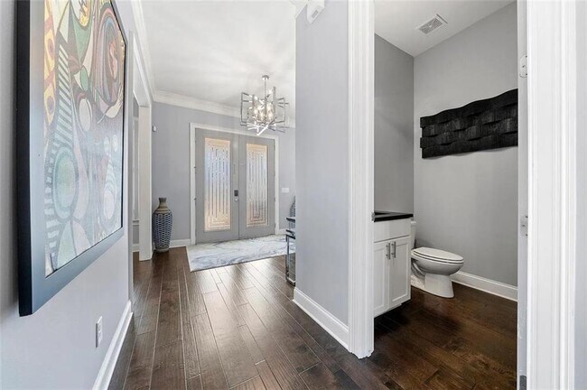 Building Photo - 3165 Oakdale Rd