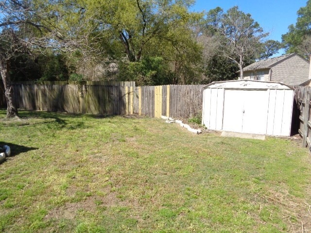 Building Photo - 9222 Palm Shores Dr