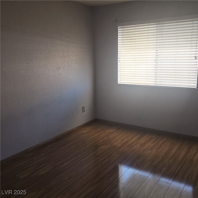 Building Photo - 6750 Del Rey Ave