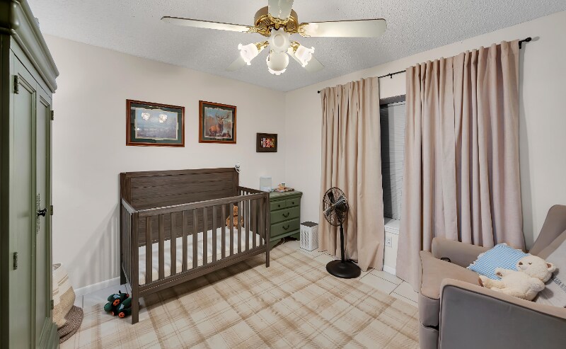 Building Photo - 400 Patricia Dr