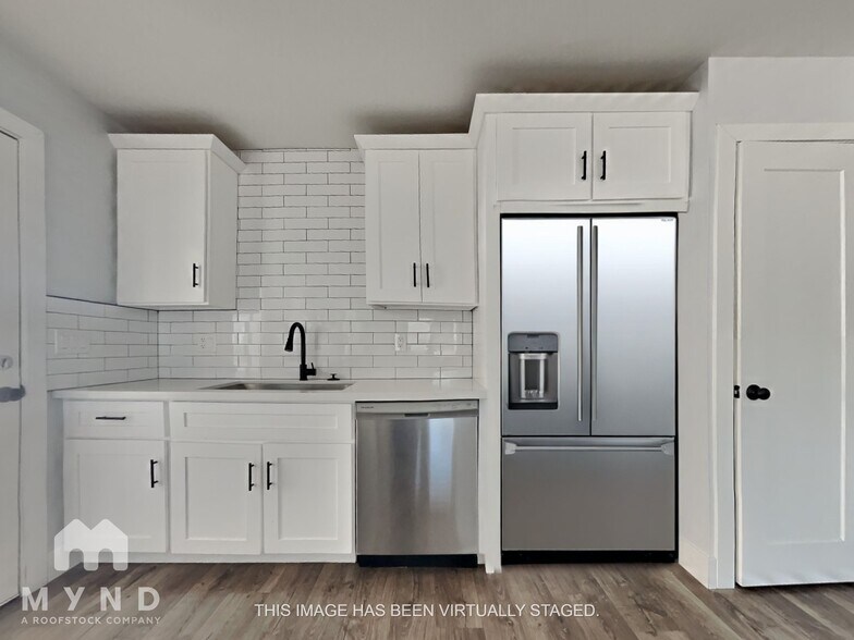 Building Photo - 2528 E Hermosa Dr