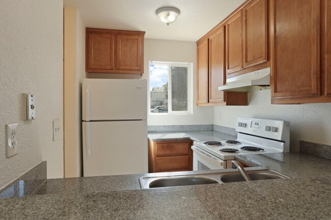 Building Photo - 3557 Merced Ave