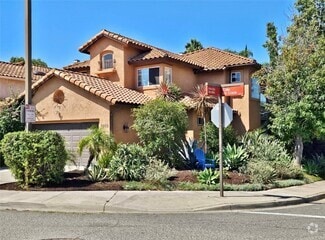 Building Photo - 1603 Calle Las Casas