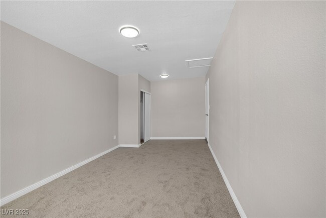Building Photo - 416 Rossmoyne Ave