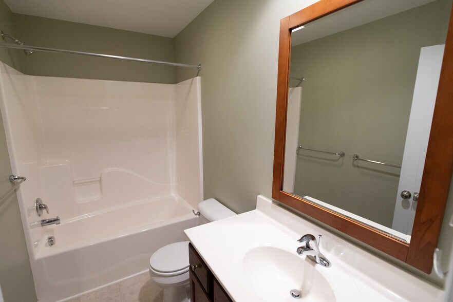 Bathroom - 2B Ellington Road